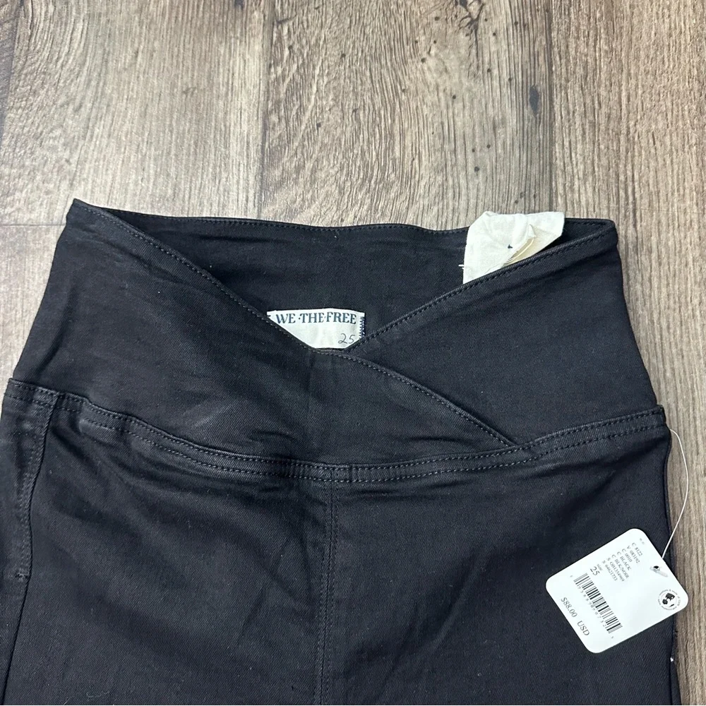 FREE PEOPLE - We The Free High Rise Flared Black Noir Pants Size 25 - Picture 2 of 6